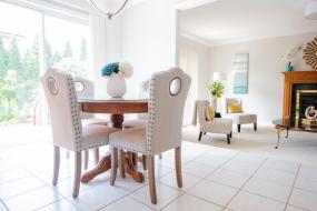 Property listing for 134 Locheed Dr., Hamilton, ON