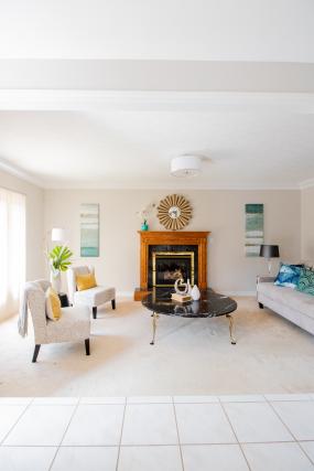 Property listing for 134 Locheed Dr., Hamilton, ON