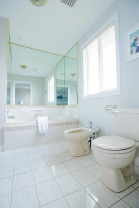 Property listing for 134 Locheed Dr., Hamilton, ON