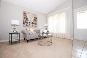 Property listing for 134 Locheed Dr., Hamilton, ON