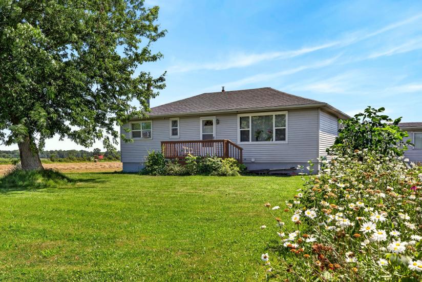 Property listing for 958 Highland Rd. E., Stoney Creek, ON