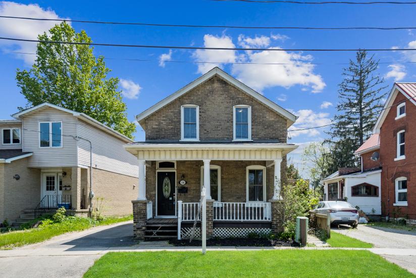 Property listing for 116 Grand River Ave., Brantford, ON