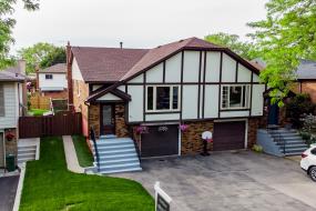 Property listing for 42 Beston Dr., Hamilton, Ontario