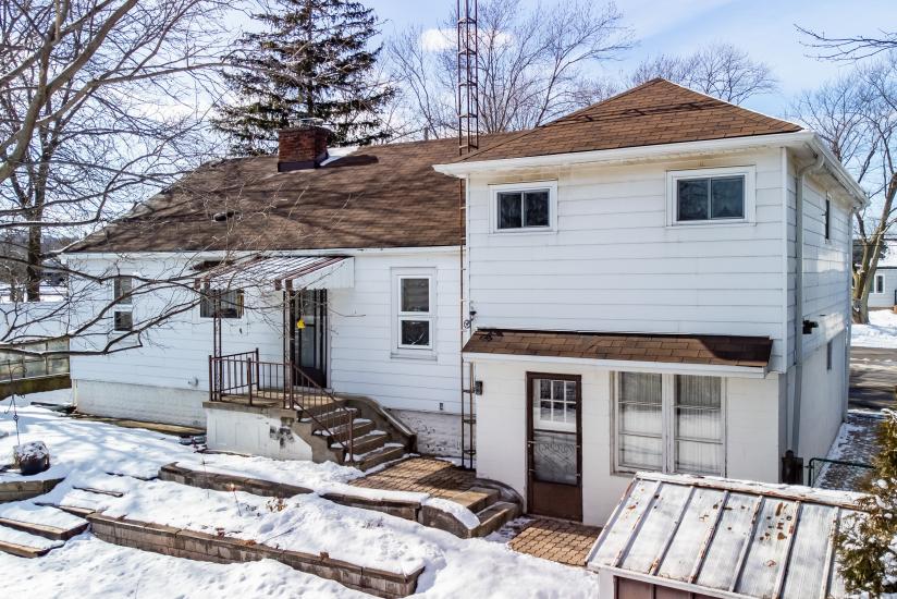 Property listing for 14 Durham Rd., Hamilton, ON