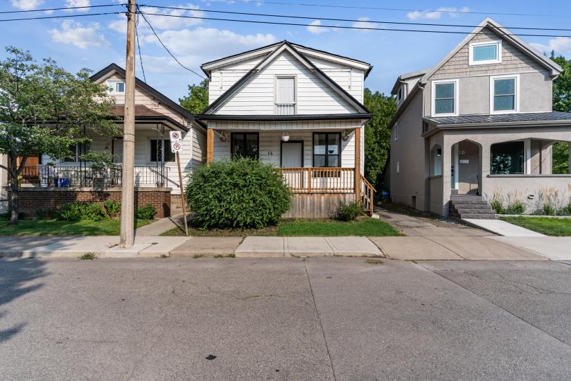 Property listing for 14 Fairview Ave, Hamilton, ON