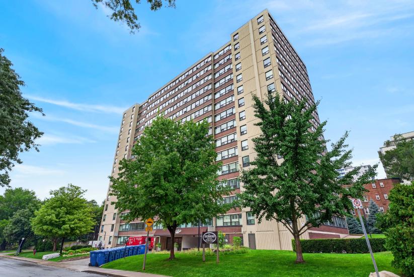 Property listing for #1106-120 Duke St., Hamilton, ON