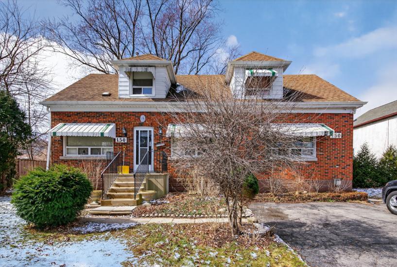 Property listing for #2-150 Ewen Rd., Hamilton, ON