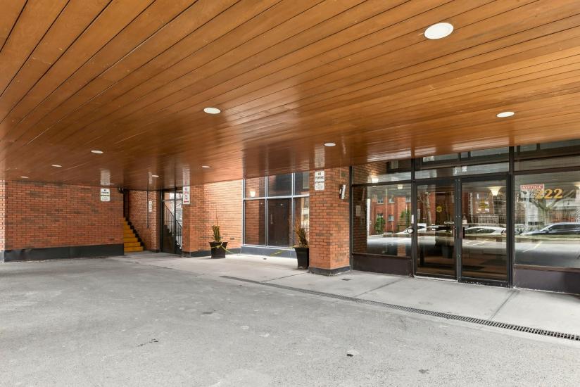 Property listing for #1003-222 Jackson St. W., Hamilton, ON