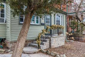 Property listing for 31 Alanson St., Hamilton, ON