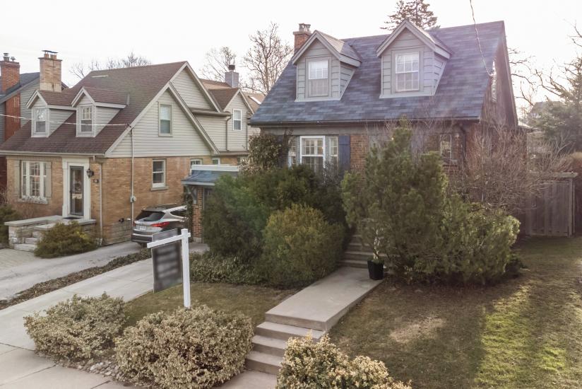 Property listing for 85 Hyde Park Ave, Hamilton, ON