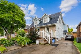 Property listing for 131 Bell Ave., Hamilton, Ontario