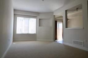 Property listing for 13 White Star Lane, Grimsby, ON