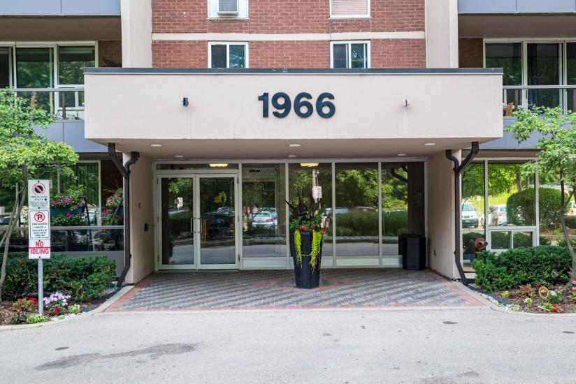 Property listing for #1102-1966 Main St. W., Hamilton, ON