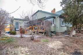 Property listing for 31 Alanson St., Hamilton, ON