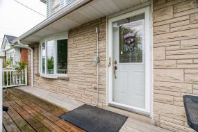 Property listing for 131 Bell Ave., Hamilton, Ontario