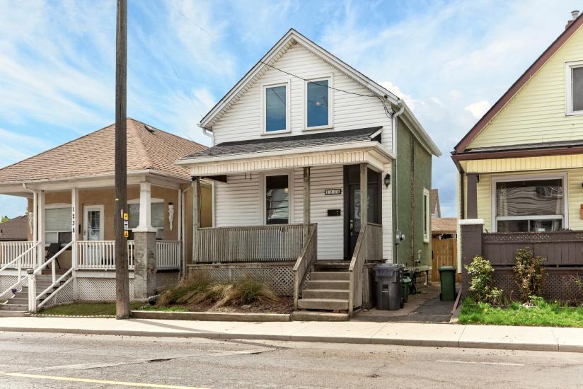 Property listing for 1236 Cannon St. E., Hamilton, ON