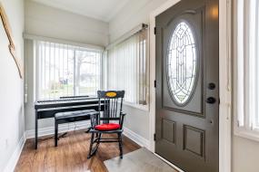 Property listing for 180 St. Catharines St., Smithville, Ontario