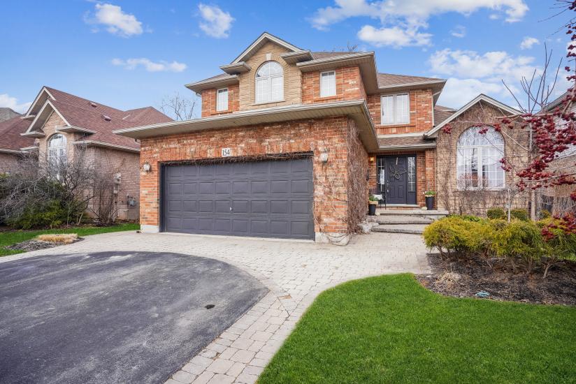 Property listing for 154 Hepburn Cres., Hamilton, ON
