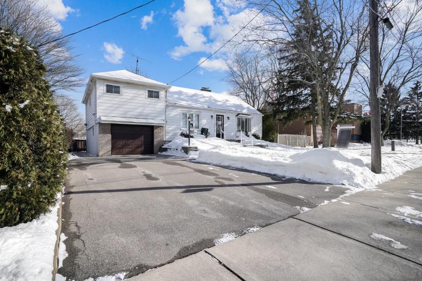 Property listing for 14 Durham Rd., Hamilton, ON