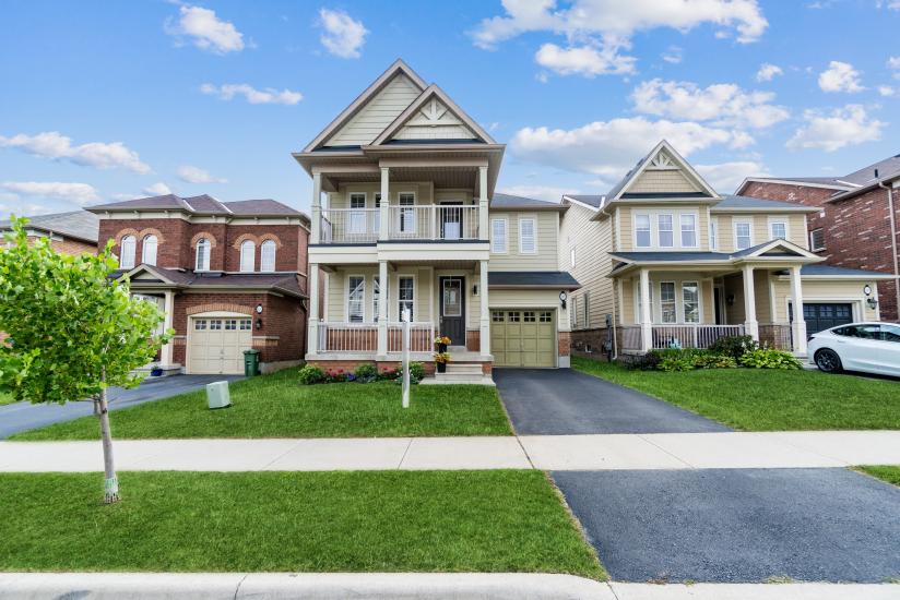 Property listing for 124 Springview Dr., Waterdown, Ontario