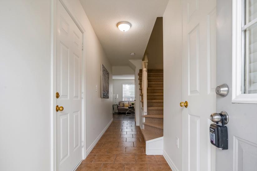 Property listing for #24-39 Pinewoods Dr., Stoney Creek, Ontario