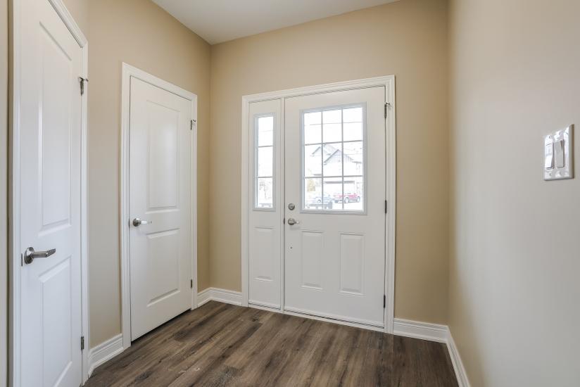 Property listing for #U-183 Rykert St., St. Catharines, ON