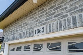 Property listing for 1363 Upper Paradise Rd., Hamilton, ON