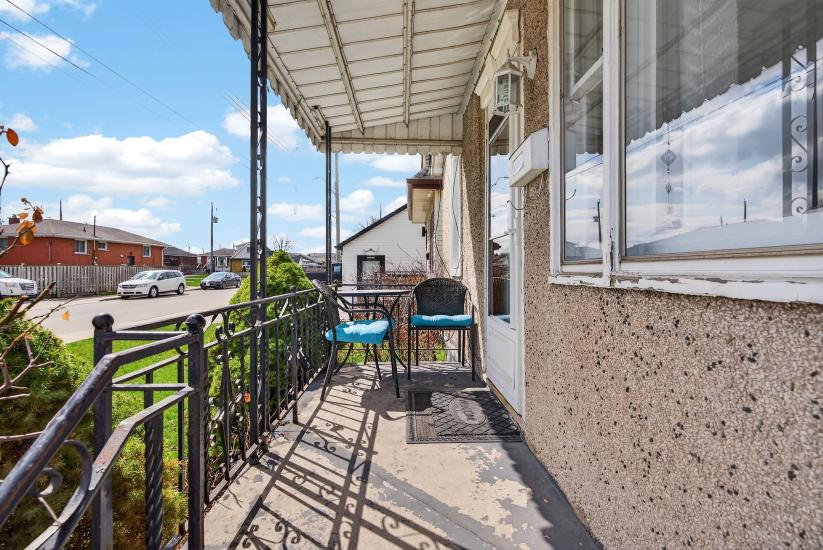 Property listing for 663 Tate Ave., Hamilton, ON