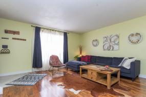Property listing for #3-1015 Upper Gage Ave., Hamilton, ON
