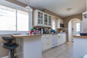 Property listing for 748 Garth St., Hamilton, Ontario