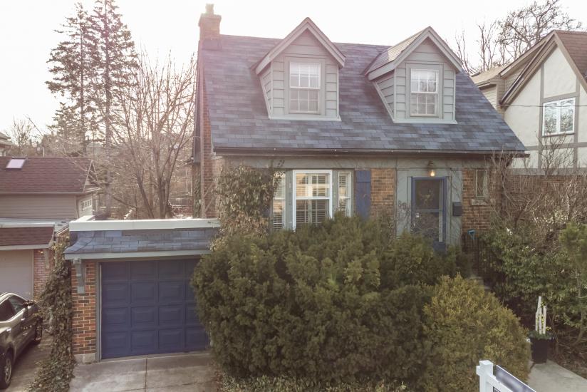 Property listing for 85 Hyde Park Ave, Hamilton, ON
