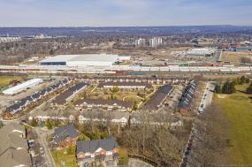 Property listing for #92-100 Beddoe Dr., Hamilton, Ontario