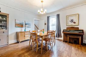 Property listing for 180 St. Catharines St., Smithville, Ontario
