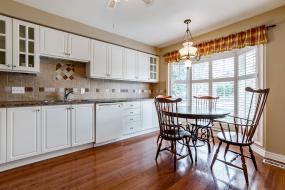 Property listing for 22 Red Haven Dr., Grimsby, ON