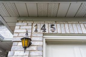 Property listing for 145 Lavender Dr., Ancaster, ON