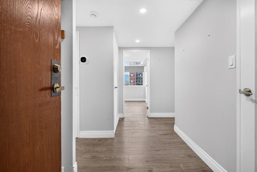 Property listing for #1106-120 Duke St., Hamilton, ON