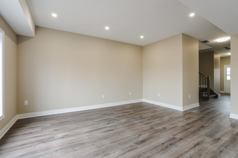 Property listing for #U-177 Rykert St., St. Catharines, ON