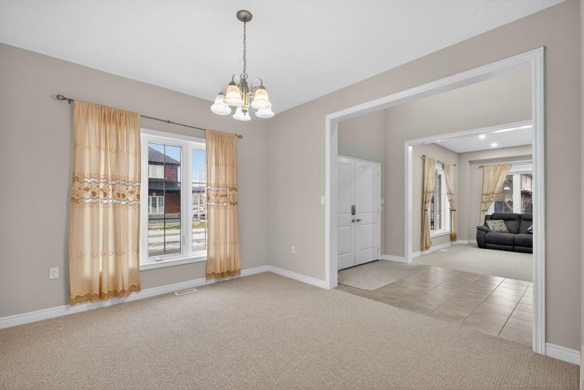 Property listing for 79 Dolomiti Crt., Stoney Creek, ON