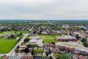 Property listing for 42 Beston Dr., Hamilton, Ontario