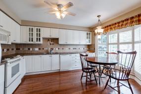 Property listing for 22 Red Haven Dr., Grimsby, ON