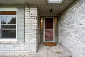 Property listing for 145 Lavender Dr., Ancaster, ON