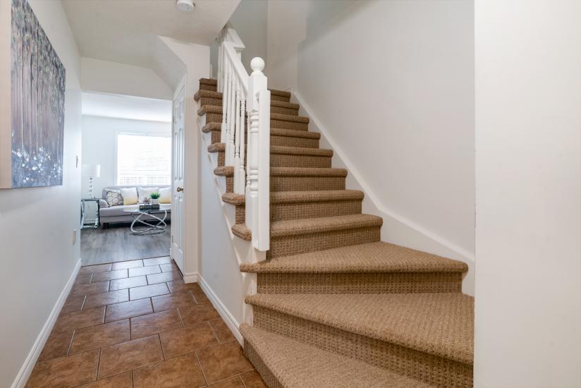 Property listing for #24-39 Pinewoods Dr., Stoney Creek, Ontario