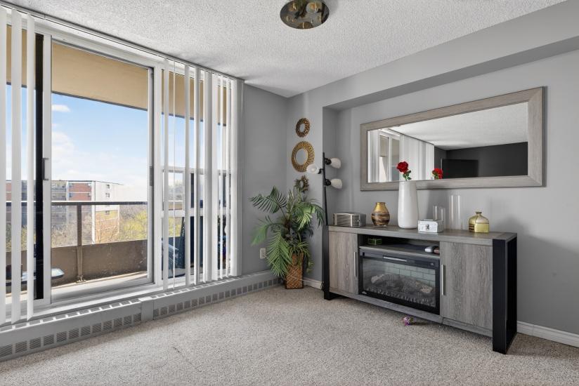 Property listing for #1102-1966 Main St. W., Hamilton, ON