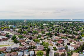 Property listing for 42 Beston Dr., Hamilton, Ontario