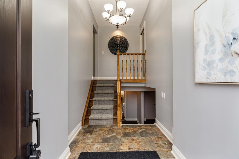 Property listing for 20 Ackland St., Hamilton, ON