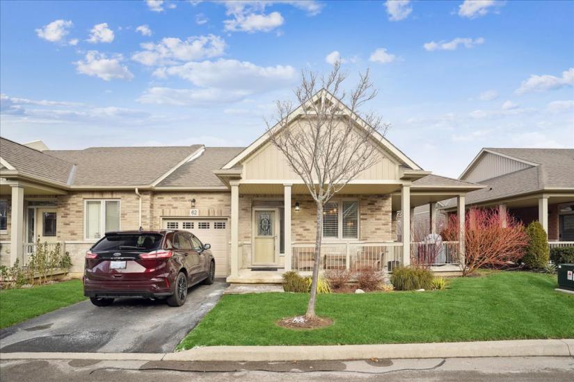 Property listing for 62 Gaddye Lane, Binbrook, ON