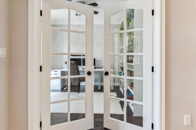 Property listing for 60 Pumpkin Pass, Binbrook, ON