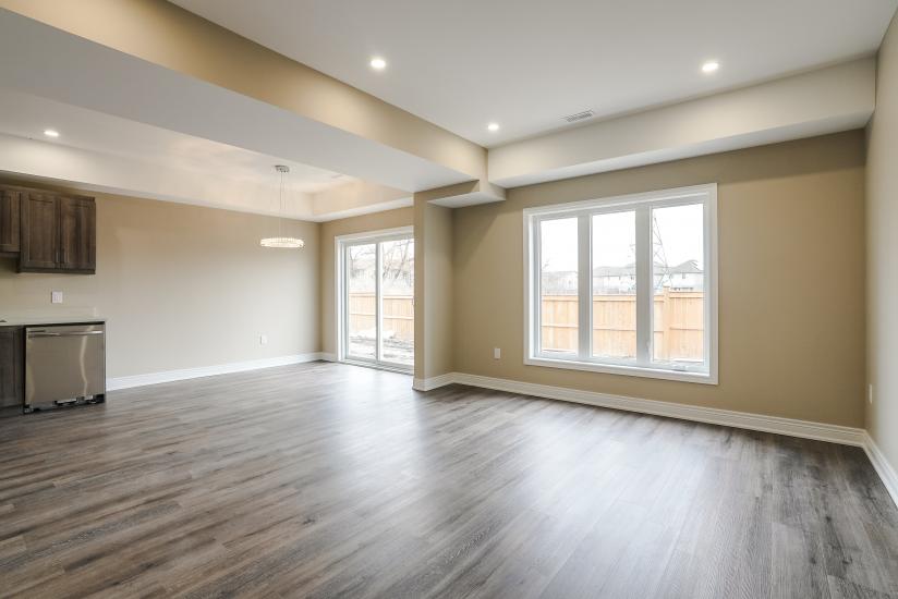Property listing for #U-177 Rykert St., St. Catharines, ON