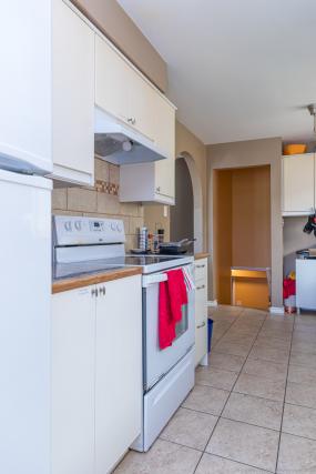 Property listing for 748 Garth St., Hamilton, Ontario