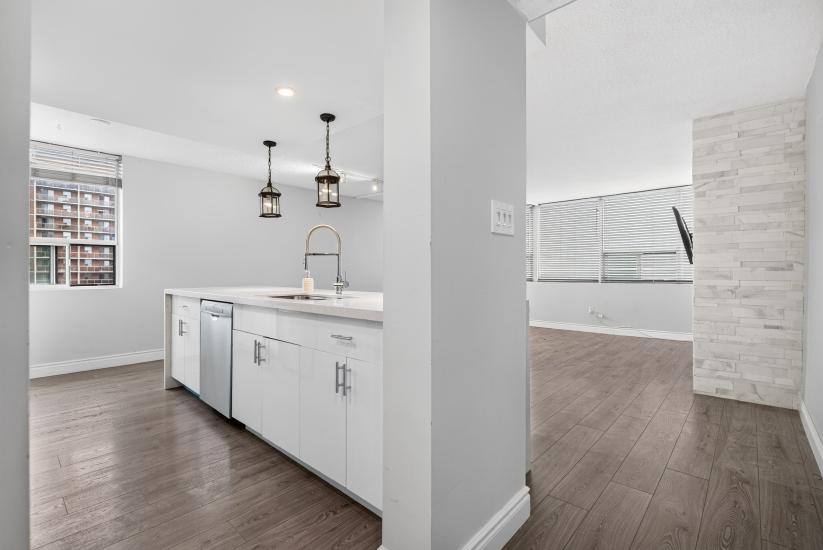 Property listing for #1106-120 Duke St., Hamilton, ON